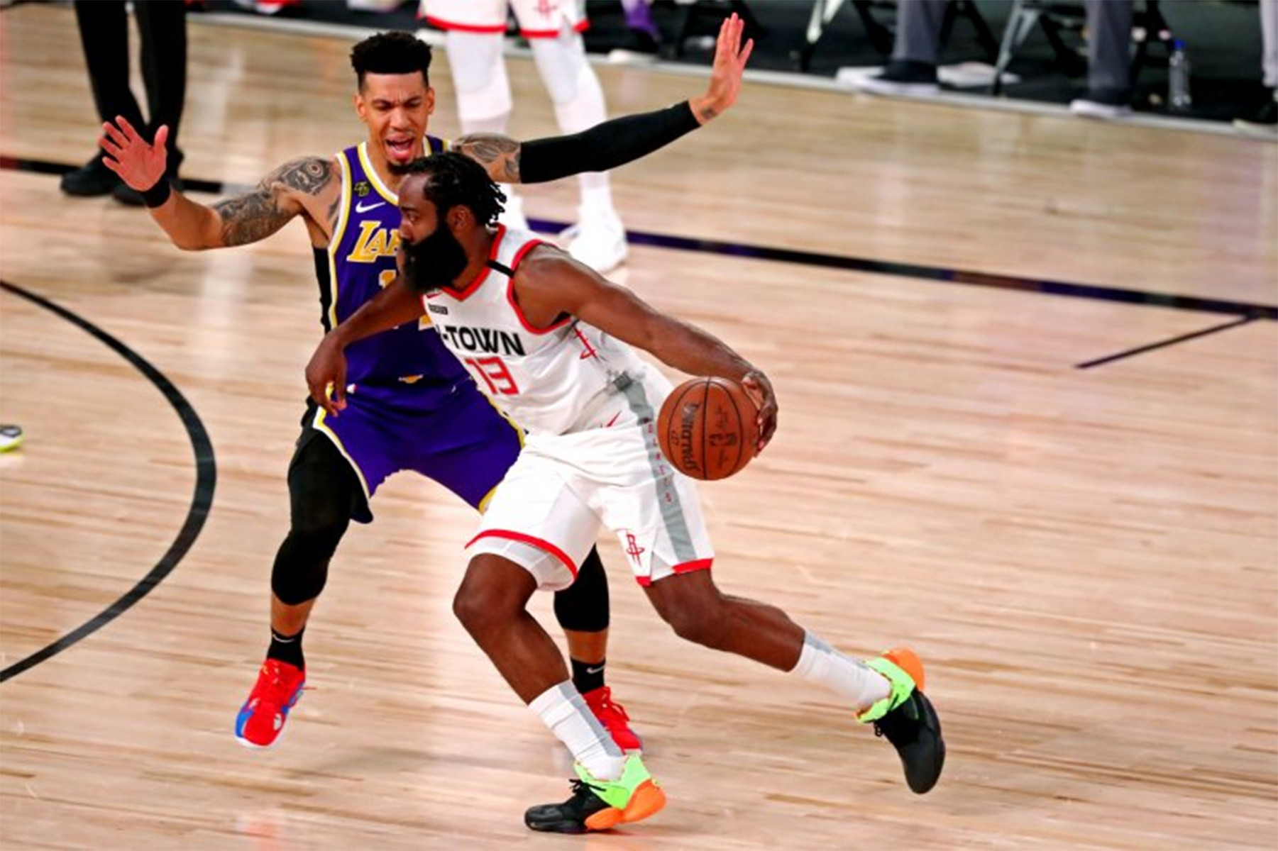 Houston Rockets Pukul LA Lakers, Miami Heat Unggul 3-0 ...