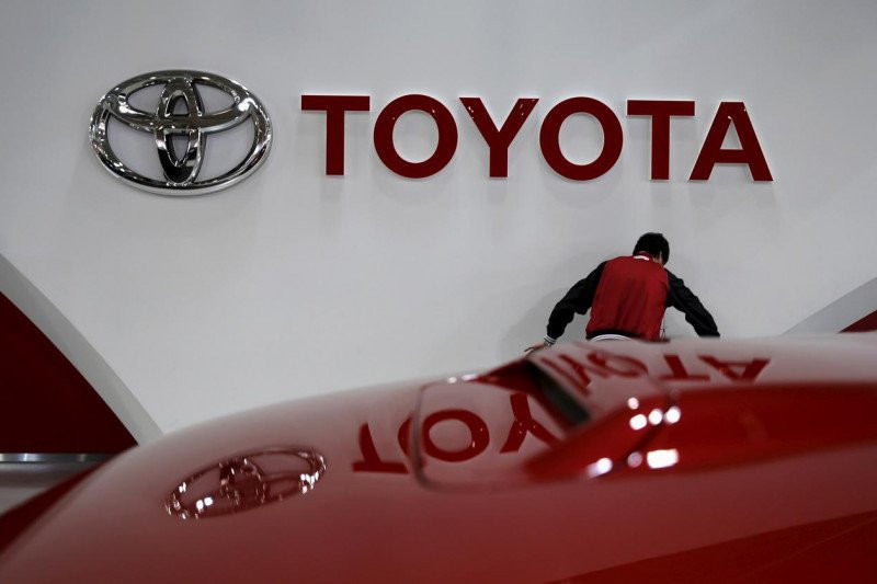 Toyota dan Hino Kembangkan Truk Listrik  untuk Pangsa Pasar 
