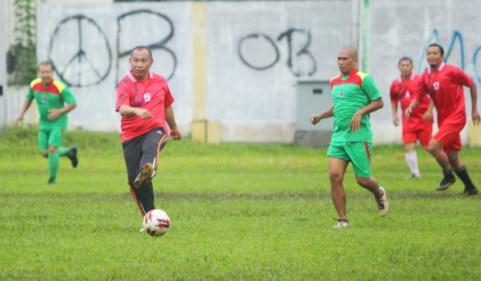 Akhyar Nasution Pengin Setiap Anak Di Medan Punya 1 Bola Sepak Page 3 Politik Jpnn Com