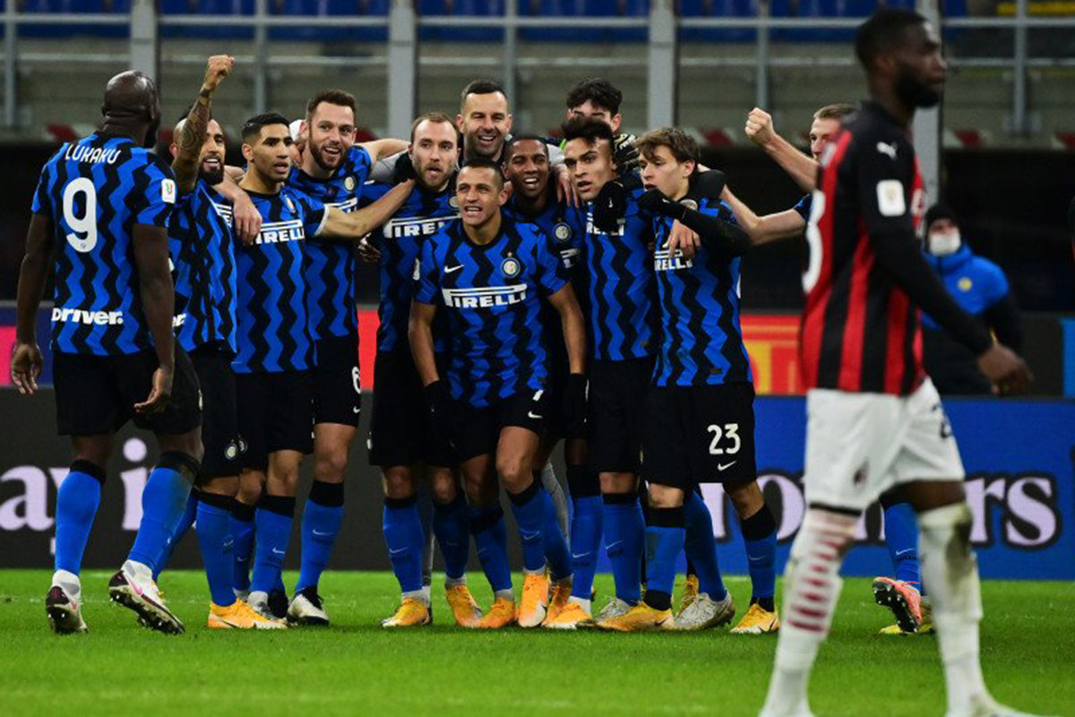 Inter Singkirkan AC Milan Secara Dramatis, Ada Kartu Merah ...