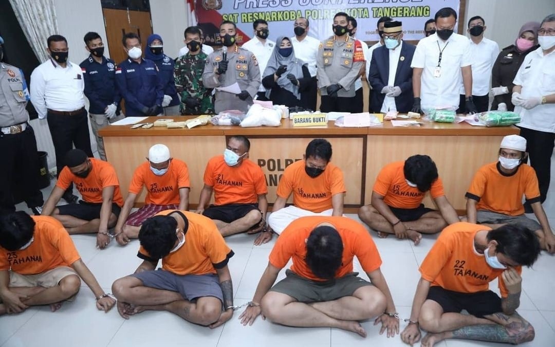 Para pelaku tindak pidana penyalahgunaan narkoba di Mapolresta Tangerang, Rabu (31/3). Foto: Humas Polresta Tangerang