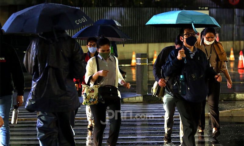Cuaca Solo Raya: Hujan Sedang Berpotensi Menerjang Sukoharjo - JPNN.com Jateng