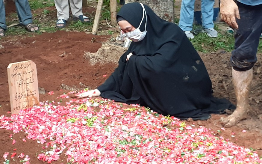 Ayah Ria Ricis Meninggal  dalam  Kondisi Tidur  Sempat Makan 