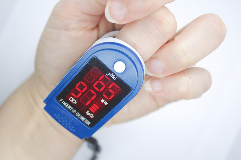 Here’s How to Measure Oxygen Saturation When Isoman, Pay Attention to Body Position and Nails