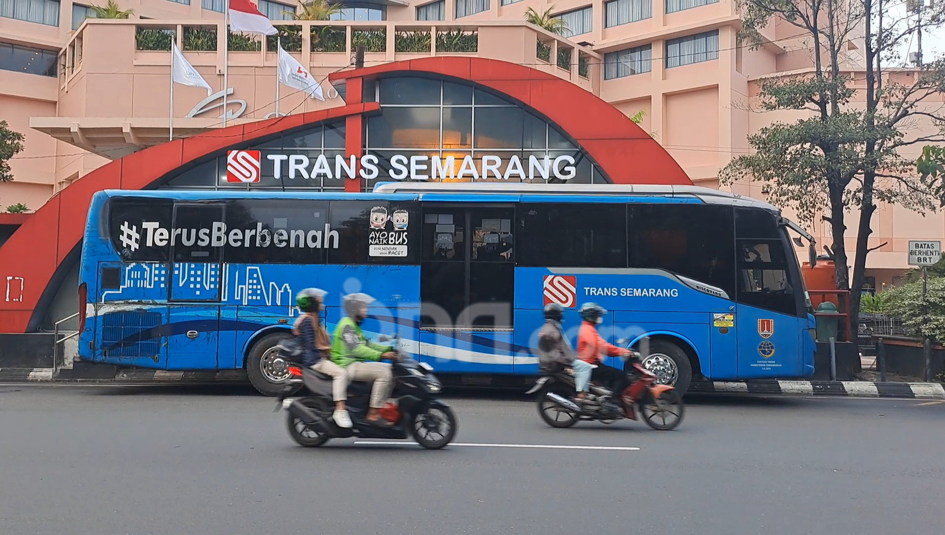 Tarif Trans Semarang Rp 0, Pelajar dan Mahasiswa Tinggal Naik - JPNN.com