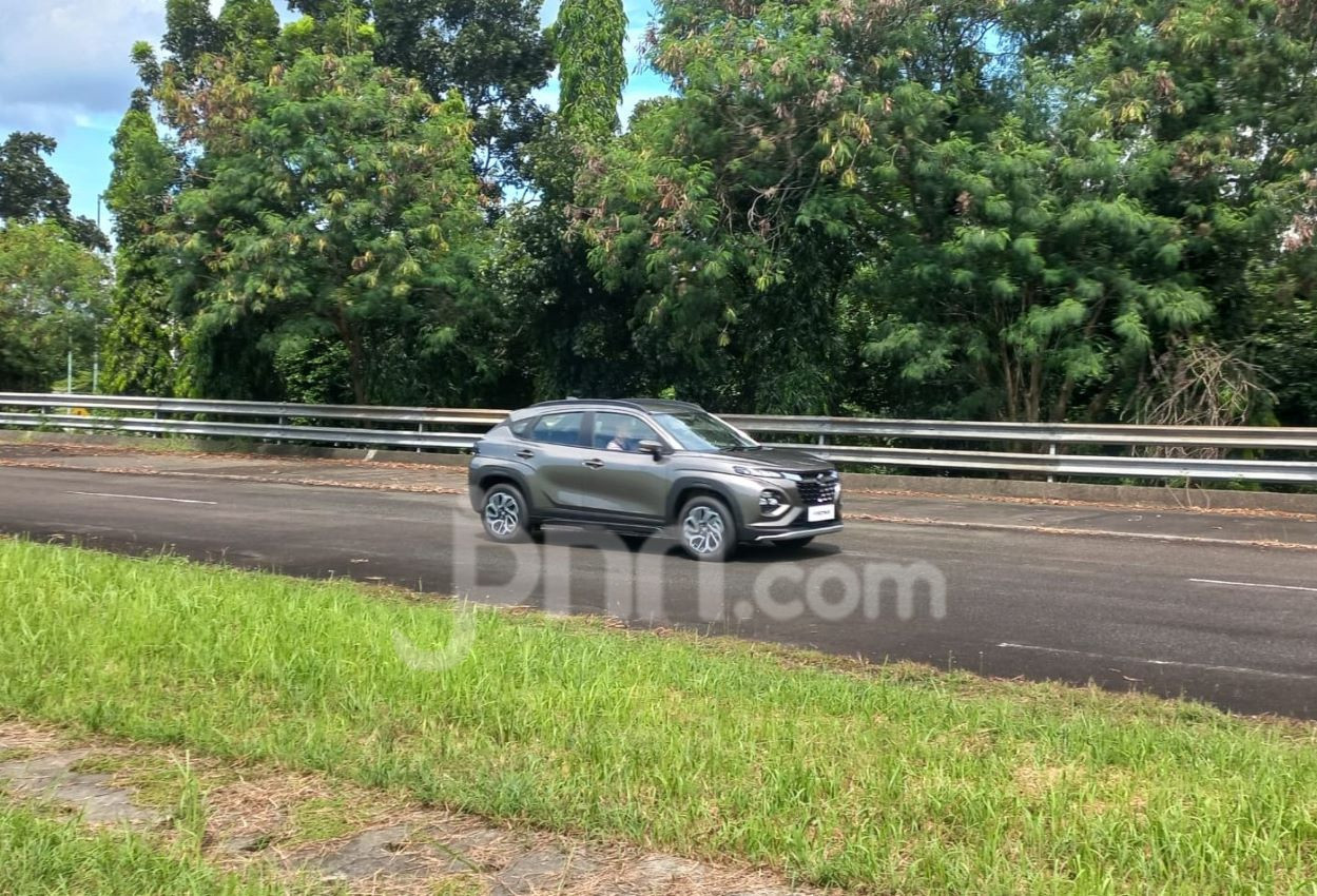 Suzuki Ungkap Spesifikasi Fronx di Indonesia, Ada 2 Pilihan Mesin & Fitur ADAS - JPNN.com