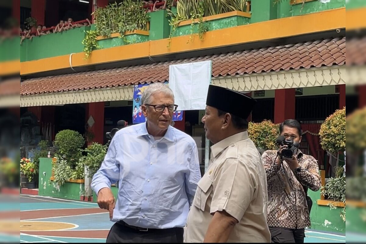 Lihat, Prabowo Ajak Bill Gates Tinjau MBG di SDN Jati 03 Pagi - JPNN.com