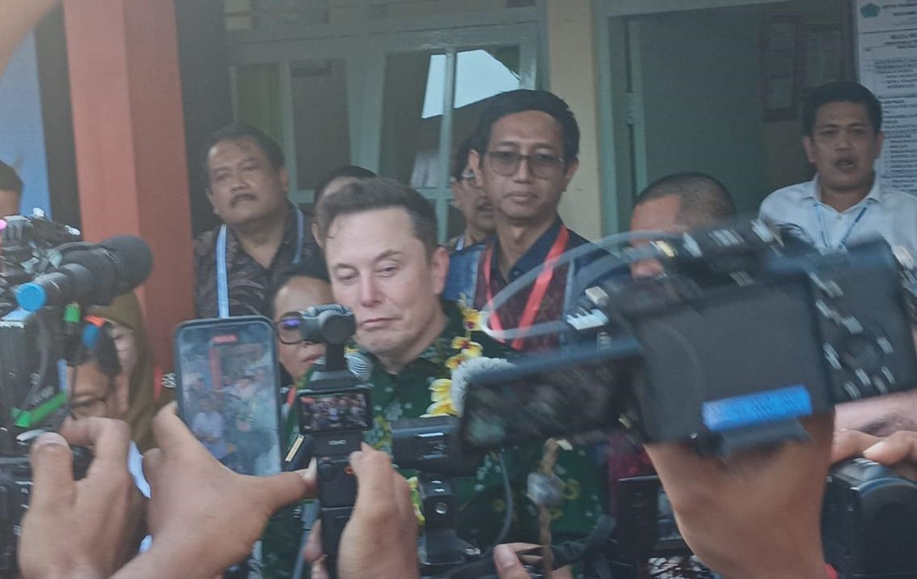 Elon Musk Uji Starlink di Denpasar Bali, Buka Kemungkinan Investasi - JPNN.com Bali