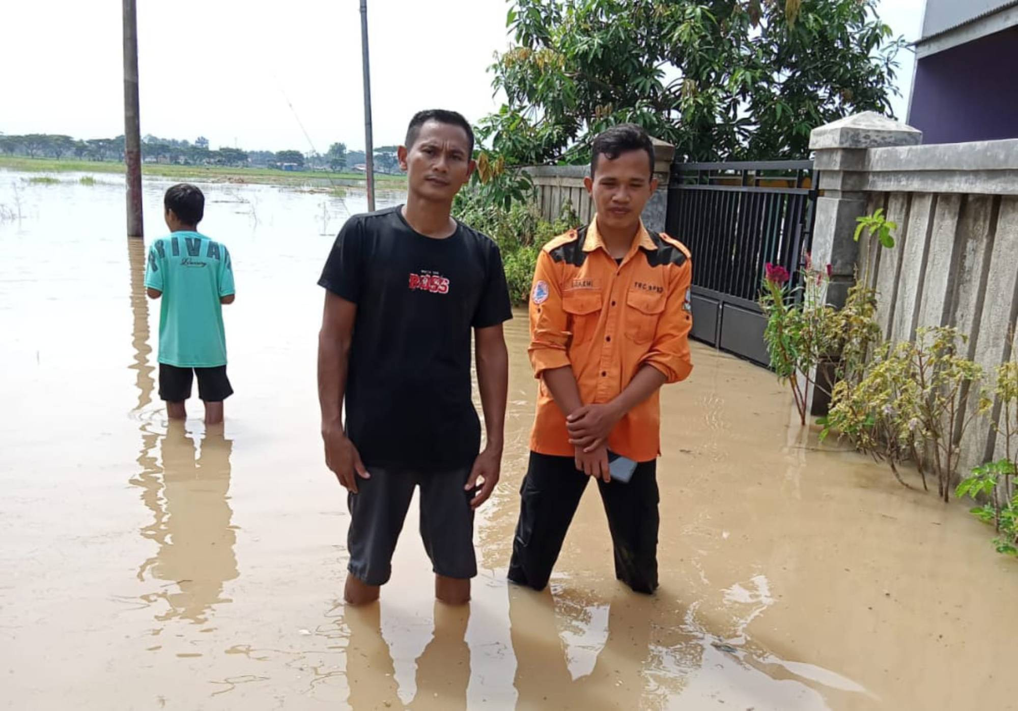 Ratusan Kepala Keluarga di Tunjung Teja Kabupaten Serang Terdampak Banjir - JPNN.com Banten