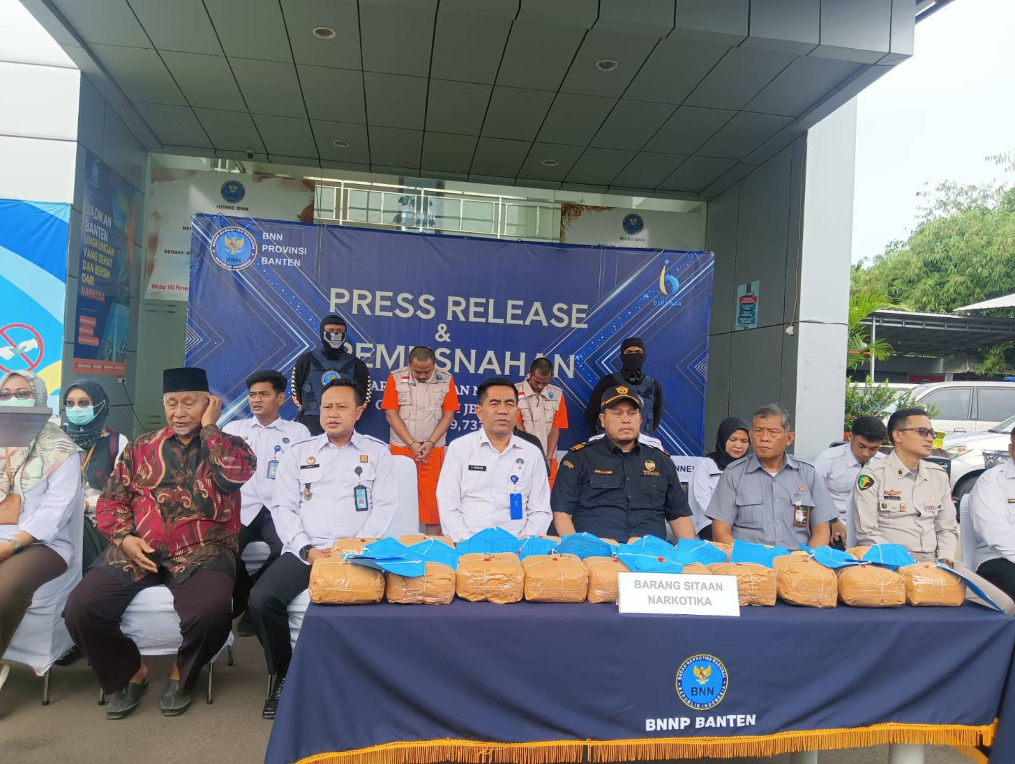 Bongkar Peredaran Narkoba Internasional, BNN Banten Amankan 21 Kg Sabu-Sabu - JPNN.com Banten