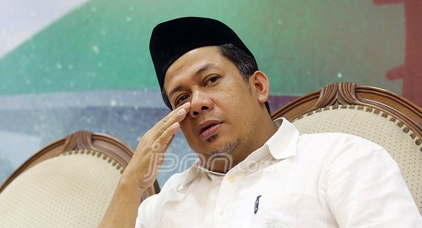 Fahri Hamzah Sebut Biaya Politik di Indonesia Sangat Mahal, Sebegini - JPNN.com