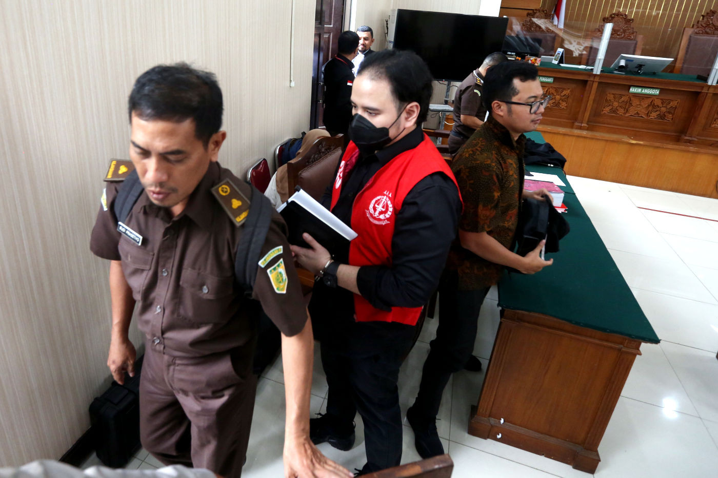 Pengadilan Tinggi DKI Perberat Hukuman Dito Mahendra - JPNN.com