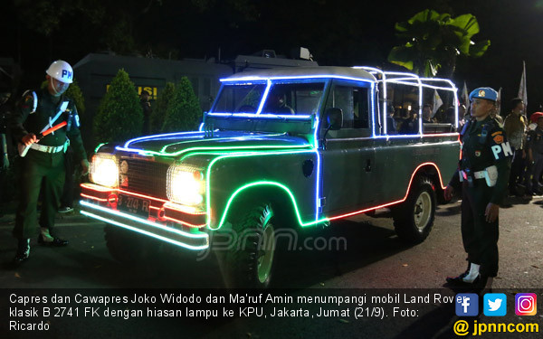 Dengan Mobil  Klasik  Jokowi Ma ruf Amin ke KPU JPNN Foto