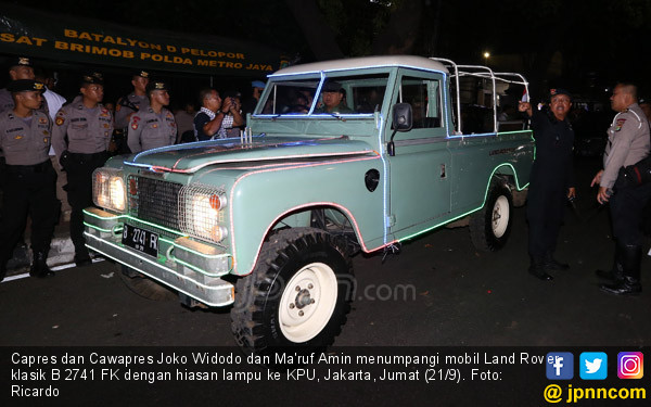 Dengan Mobil  Klasik  Jokowi Ma ruf Amin ke KPU JPNN Foto