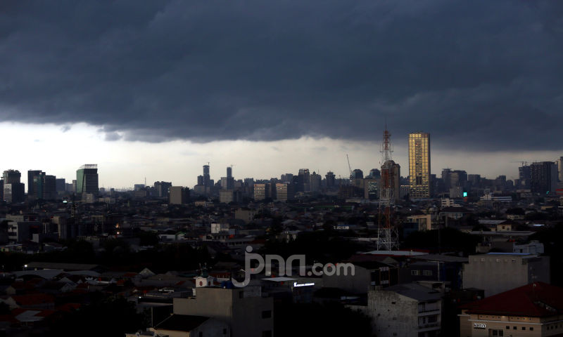 Ini Penyebab Cuaca Bandung 'Ngelekeb' Belakangan Hari - JPNN.com Jabar