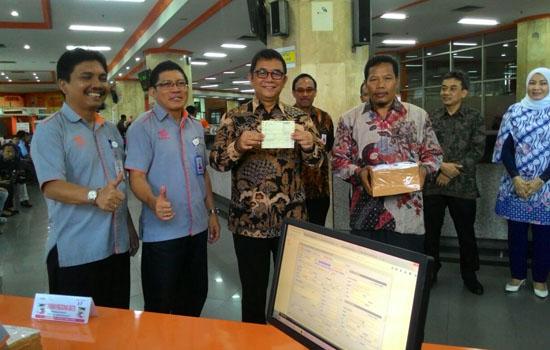 Pos Indonesia Kirim 88,4 Ton Buku Gratis ke Tanah Air