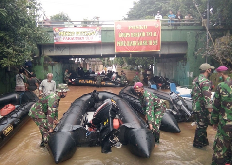 Tiba di Kalsel, 91 Personel TNI AL Langsung Terjun ke Lokasi Terdampak Banjir