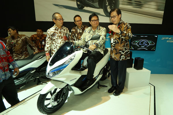 Tanpa Produk Baru, Honda Goda dengan Motor Konsep di IMOS