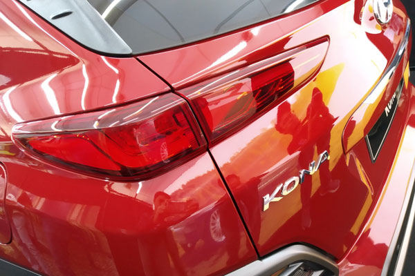 Hyundai Kona Buka Selubung, Siap Meneror Honda HRV dan Mazda CX-3 di IIMS 2019