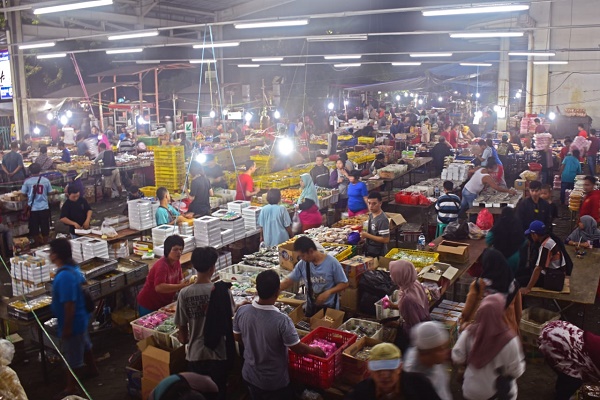 Inilah Sejarah Panjang Pasar Kue Subuh Senen yang Melegenda