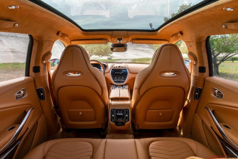 SUV Aston Martin DBX Hadir Terbatas 500 unit, Harga Rp 2,8 Miliar