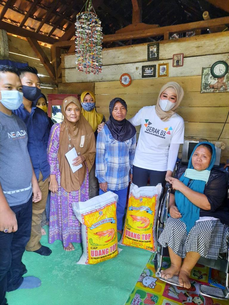 Bamsoet Salurkan Bantuan untuk Warga Dua Desa di Lampung