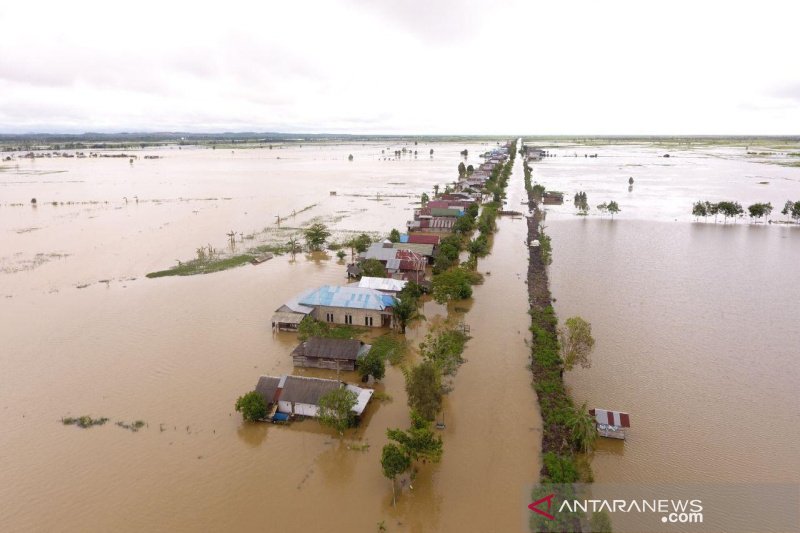 Kalsel Dilanda Banjir, Sulbar Diguncang Gempa, Irwan Minta Pemerintah Lebih Responsif