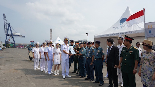 Setelah Empat Hari, Lantamal III Melepas Kapal Layar Latih AAL Vietnam