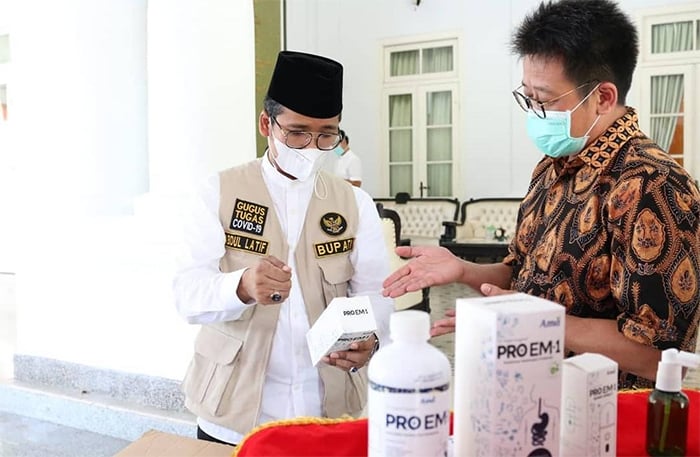 Bantu Tanggulangi Covid-19 di Bangkalan, Produsen Probiotik Cair Donasikan 240 Botol Proem1