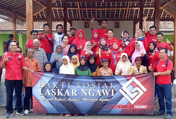 Laskar Ngawi Berbagi dengan Keluarga Kurang Beruntung di Kecamatan Pitu