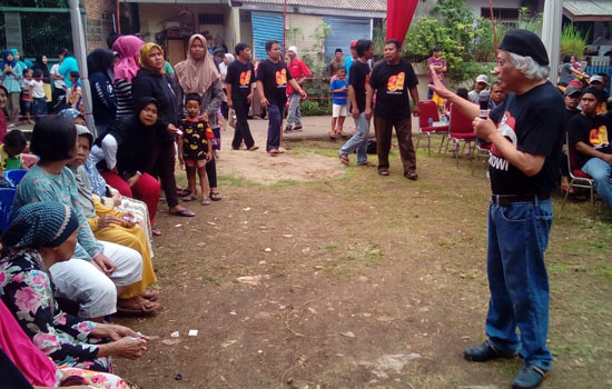 Campur Sari Meriahkan Pasar Murah Blusukan Jokowi di Bekasi