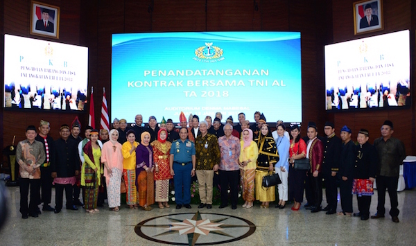 TNI AL Gelar Penandatanganan Kontrak Kolektif 2018