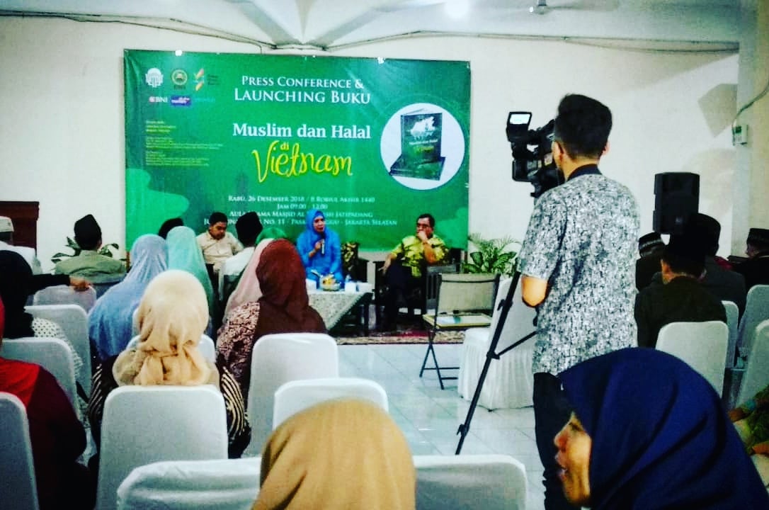 Buku Muslim dan Halal di Vietnam Diluncurkan