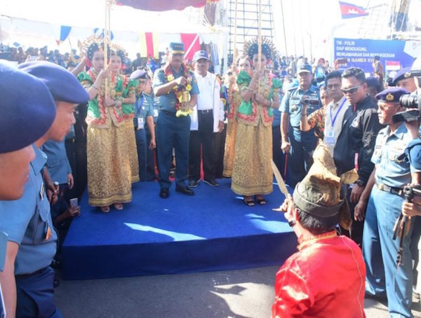 Kasal Kirab Api Abadi Asian Games XVIII 2018 di Makassar