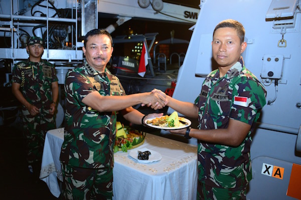 Kasal Beri Pengarahan ke Prajurit Satgas Maritim TNI
