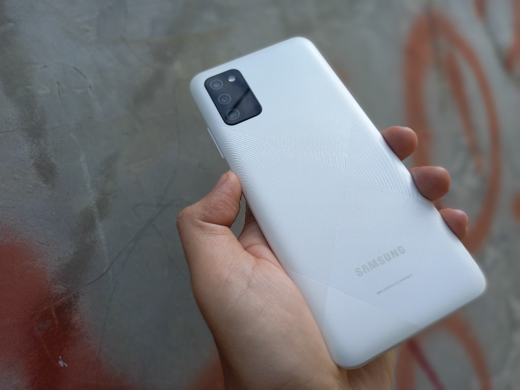 Menjajal Samsung Galaxy A02s: Ponsel Sejutaan dengan Performa Mumpuni