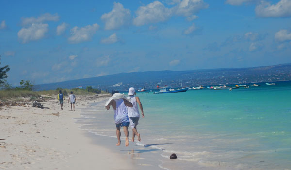 Cantiknya Pulau Kera di Seberang Kota Kupang