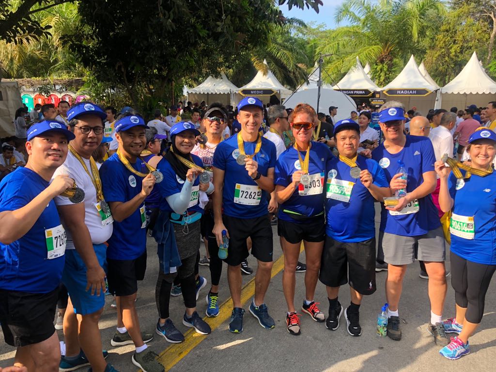 Danone Aqua Gaungkan #BijakBerplastik di Bali Marathon 2018