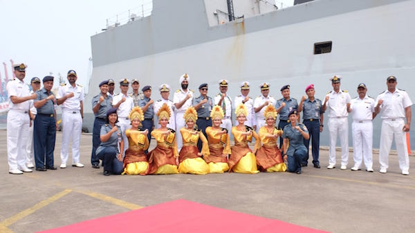 Lantamal III Jakarta Dapat Kejutan dari Kapal Perang Angkatan Laut India Saat Momen Peringatan Hari Pahlawan