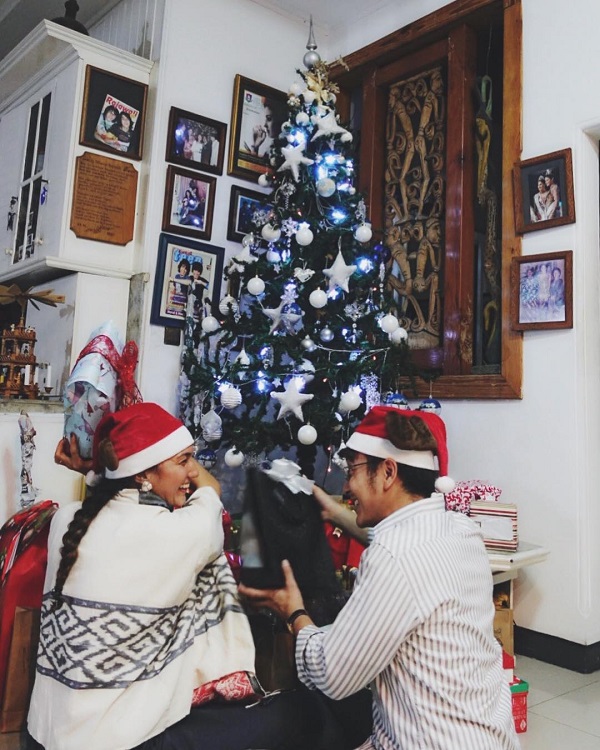 So Sweet, Dimas Anggara Temani Nadine Rayakan Natal