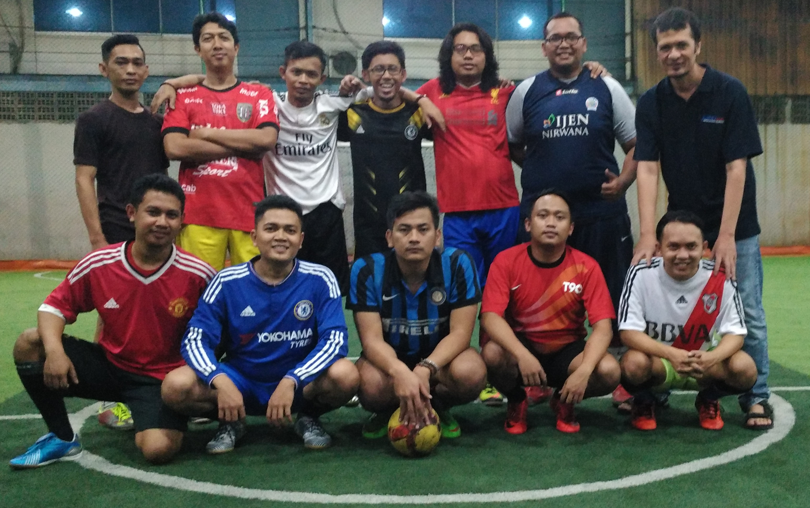 Bos JPNN Auri Jaya Gelontor Uang Bagi Tim Futsal Donwori Aja