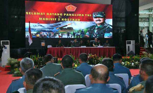 Prajurit TNI Harus Waspada dan Tetap Menjaga Netralitas