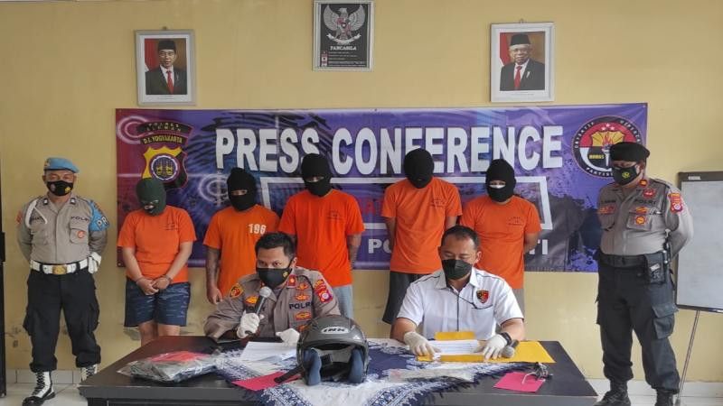 Mahasiswa Dianiaya Hingga Babak Belur di Jl. Magelang, Lima Pelaku Diciduk Polisi - JPNN.com Jogja