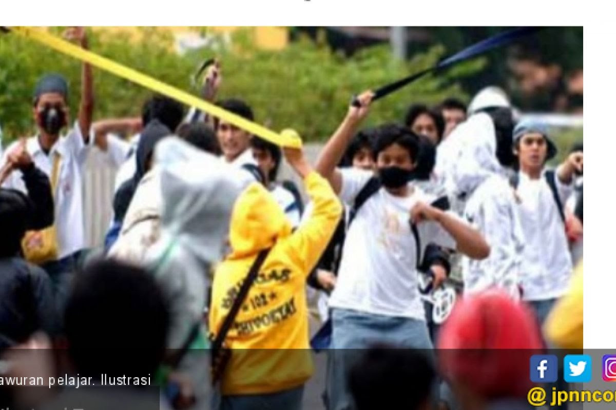 Polisi Kejar Pelaku yang Melempar Botol Miras ke SMKN 3 Yogyakarta - JPNN.com Jogja
