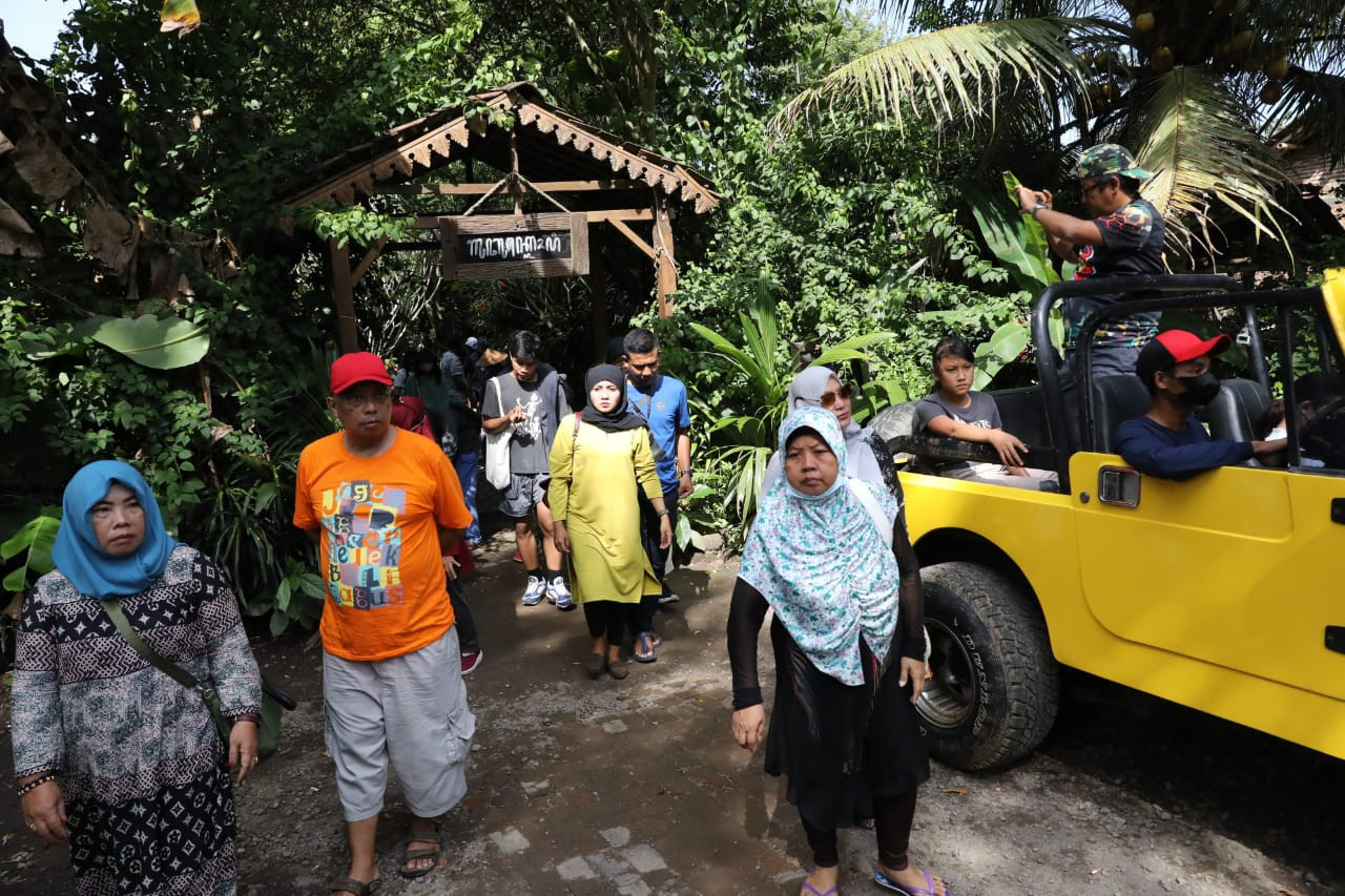 Candi Borobudur Ramai Wisatawan, Balkondes Karangrejo Penuh Sampai Akhir Bulan - JPNN.com Jateng