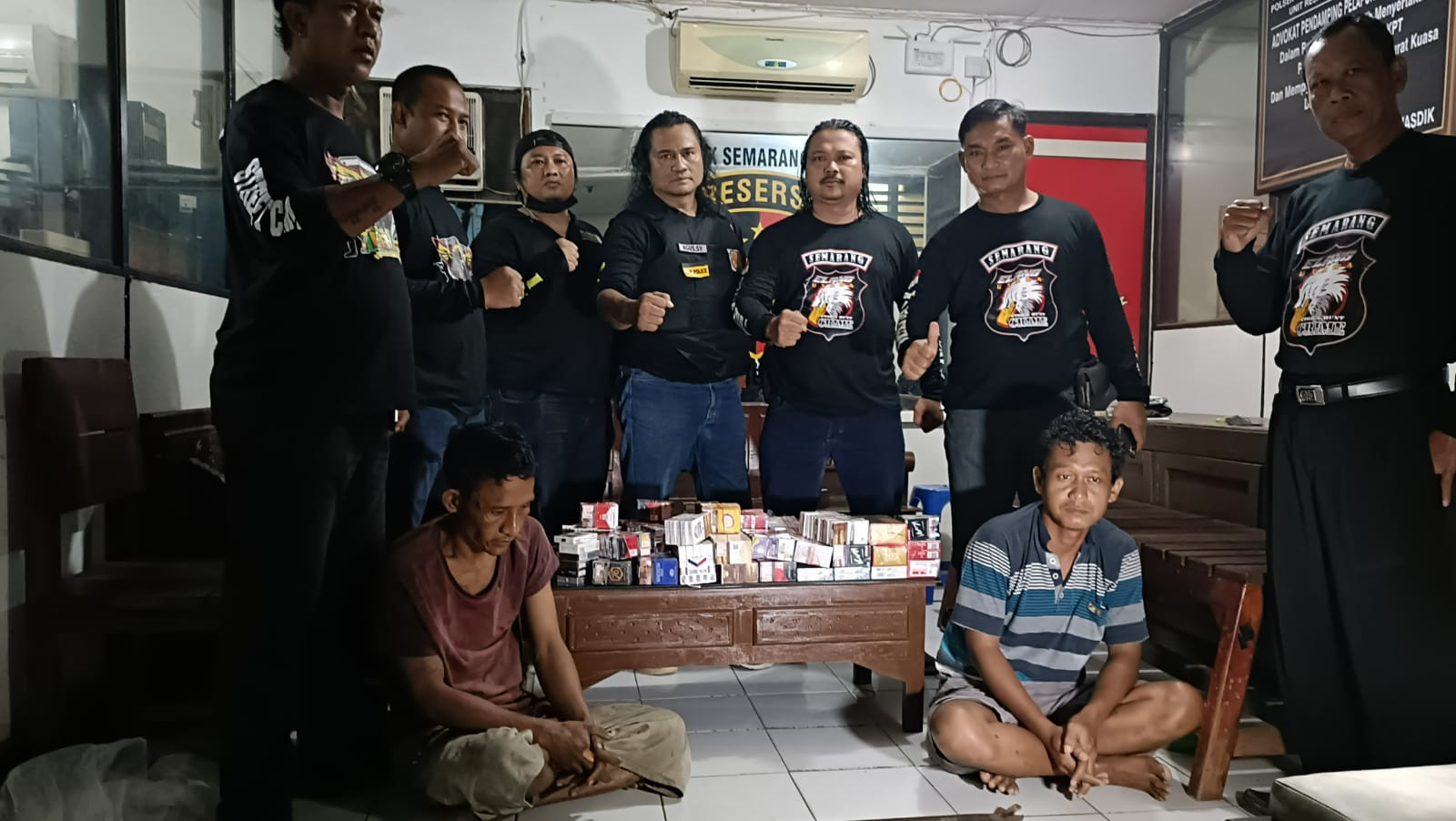 Lihat, Tampang Dua Pencuri Rokok yang Diringkus Polisi di Semarang, Tertunduk Lesu - JPNN.com Jateng