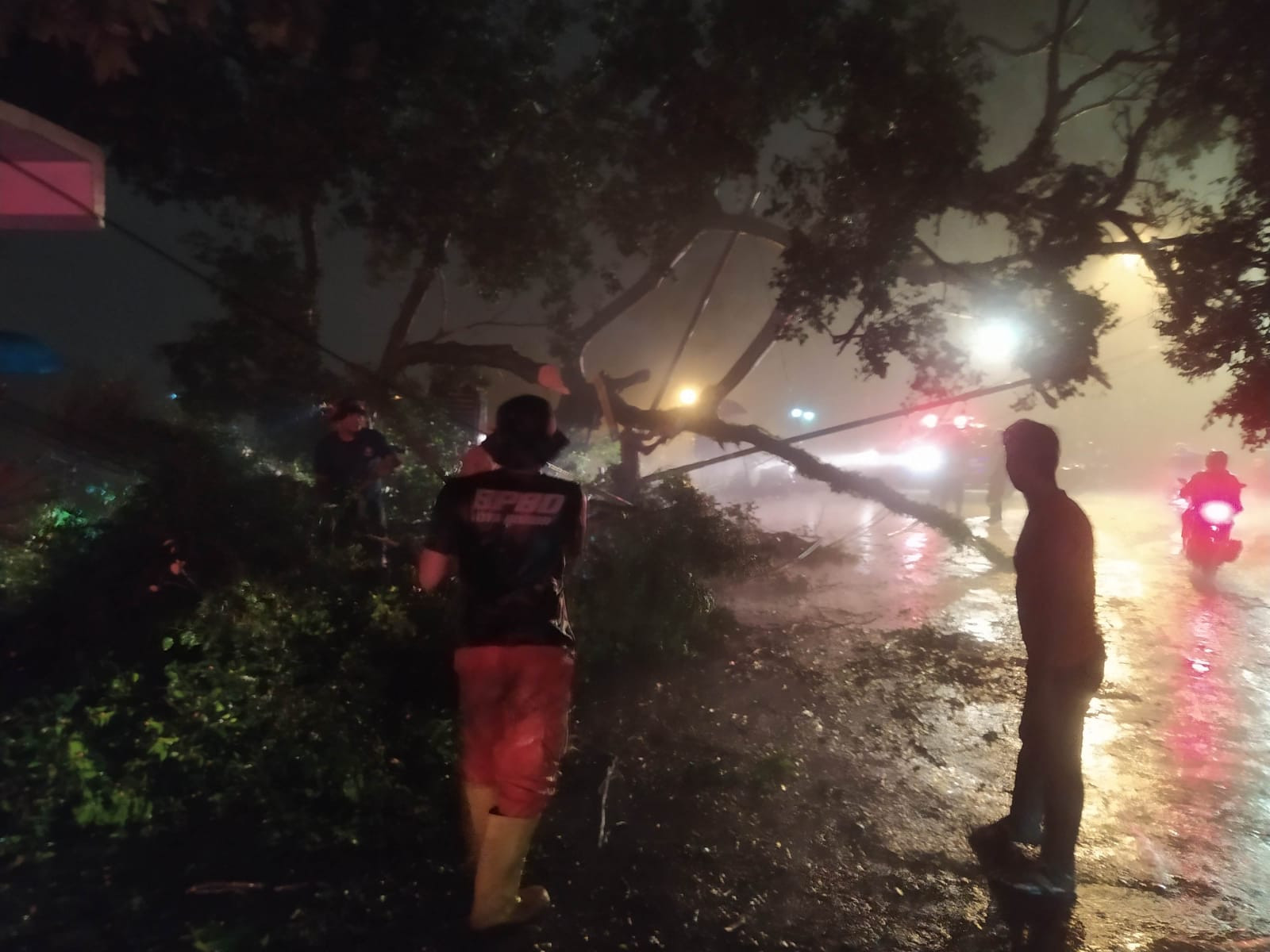 Diguyur Hujan Deras, Kota Bogor Dilanda 19 Titik Bencana! - JPNN.com Jabar