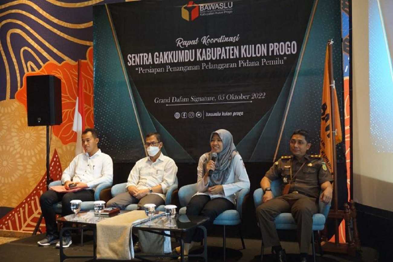 Bawaslu dan Gakkumdu Kulon Progo Berkumpul, Bahas Hal Penting Tentang Pemilu - JPNN.com Jogja