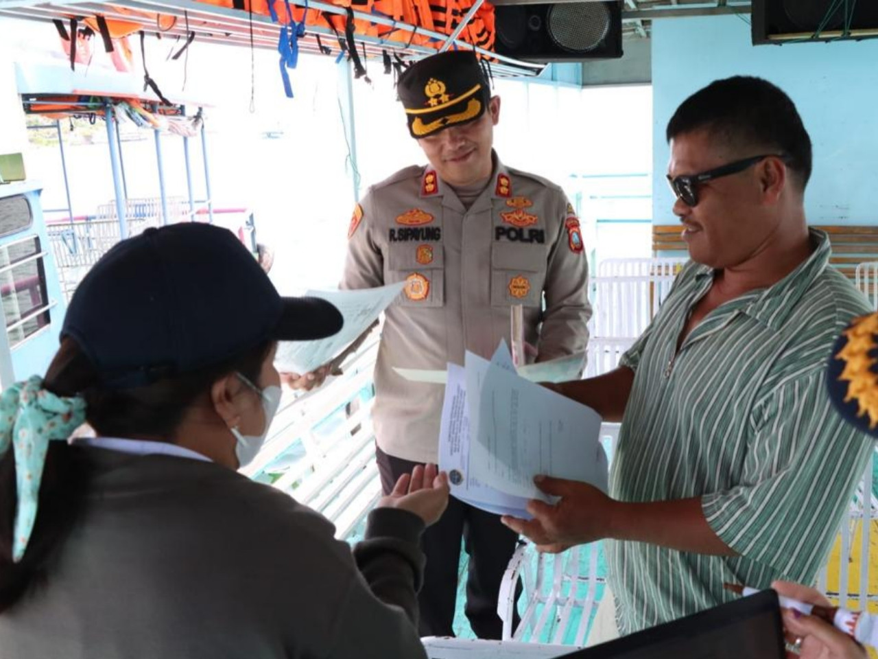 Jelang F1 Powerboat, AKBP Ronald Sipayung Pimpin Pemeriksaan Kelayakan Kapal Pengangkut Wisatawan - JPNN.com Sumut