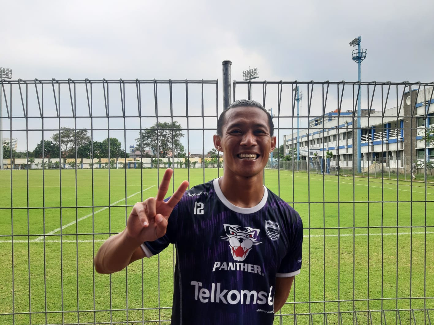 Curhat Henhen Herdiana Terkejut Diminta Kembali ke Persib Bandung - JPNN.com Jabar